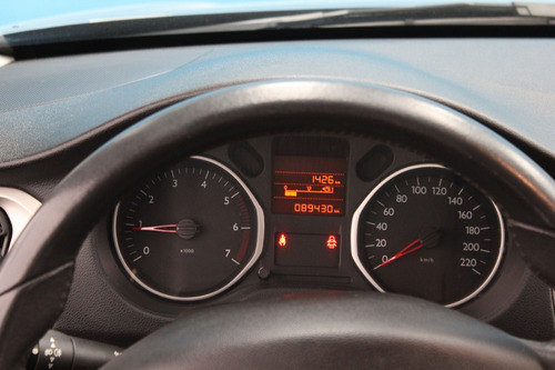 Citroen C-elysee Vti 115 Feel 2017 La Plata 813