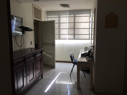 Imagen 14 de 25 de Se Vende Ph 256m2 4h/3b/2p La Boyera