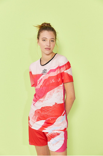 Remera Mujer Umbro Waves 02