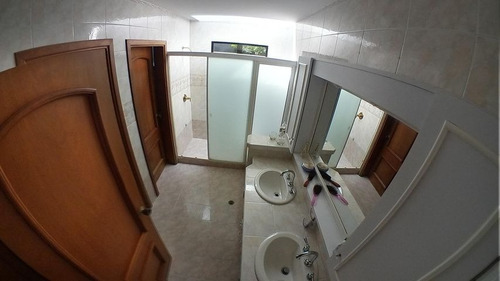 Imagen 14 de 16 de Julio Latouche Rentahouse Vende Casa En El Bosque Valencia 22-14737