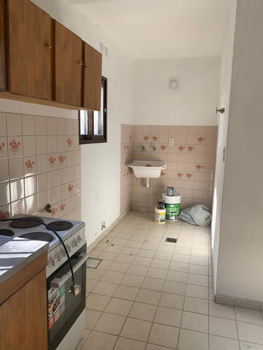 Imagen 2 de 5 de Casa 2 Dormitorios En Venta - Barrio Mariano Comas - Santa Fe