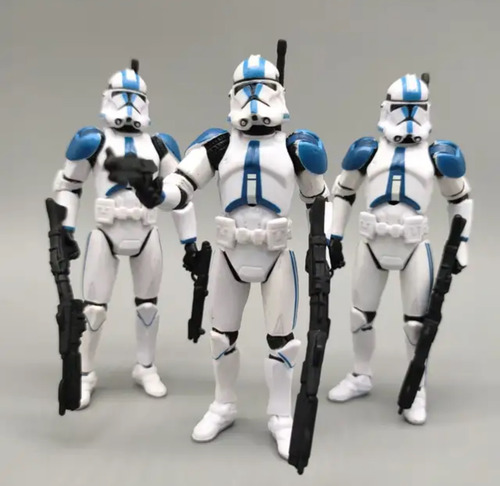 3 Bonecos Star Wars 3,75 Clone Trooper 51st Action Figure. (Usado)