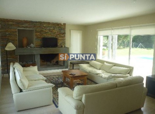 Imagen 3 de 4 de Chalet En Venta