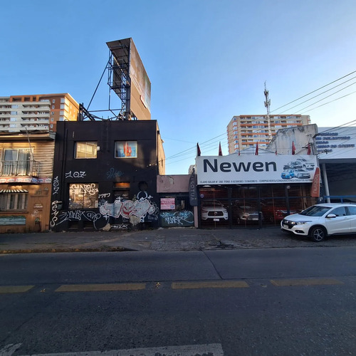 Arriendo Local Comercial Con Patente Varios