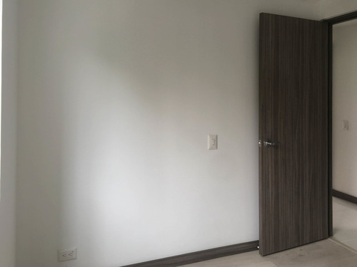Imagen 6 de 16 de Apartamento En Venta Con Amplia Terraza En El Sector Pilarica Robledo