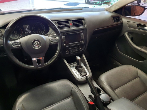 Volkswagen Vento 2.5 Luxury Tiptronic 170cv 2011