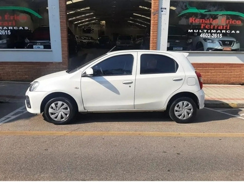Imagem 5 de 10 de Toyota Etios 1.3