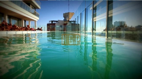 Imagen 11 de 12 de Lindisimo Edificio Con Todos Los Servicios