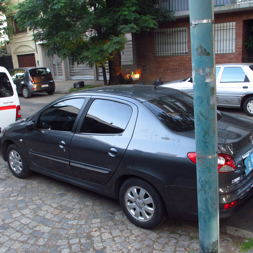 Peugeot 207 1.4 Sedan Allure Hdi 70cv