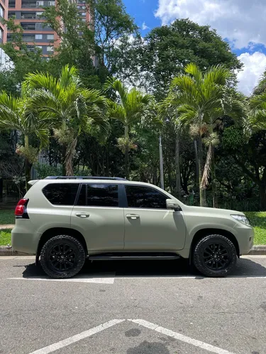 Toyota Prado Txl 3.0 Turbo Diésel 4x4 Automática
