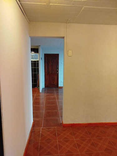 Departamento En Venta De 2 Dorm. En El Bosque
