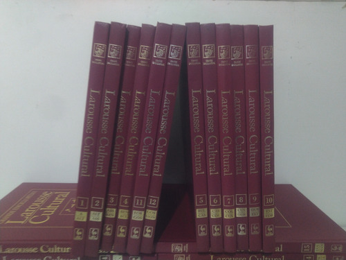 Enciclopédia Larousse Cultural Completa , 24 Volumes . (Usado)