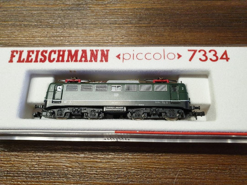 Locomotora Fleischmann Elèctrica Escala N Br140 7334