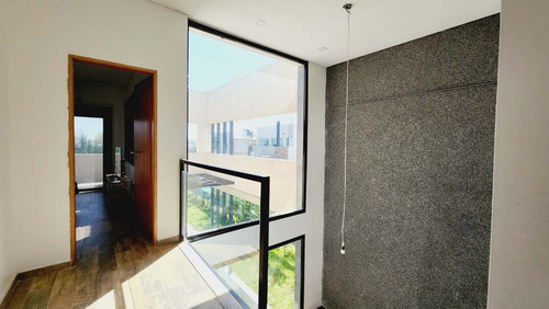 Casa Venta Barrio Cerrado Laguna Azul Ezeiza
