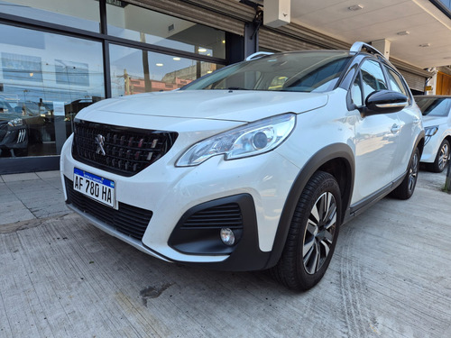 Peugeot 2008 1.6 Feline