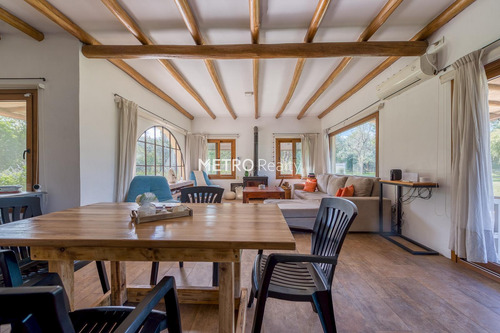 Casa En Venta Sobre Lote De 1 Hectarea En Loma Escondida, Open Door