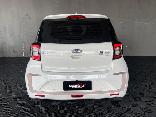 JAC E-Js1 62cv 5p Aut. (Elétrico)