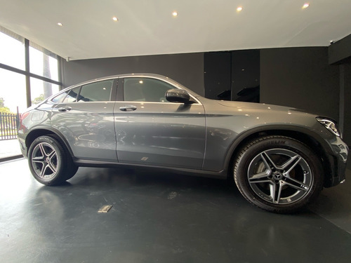 Imagen 5 de 14 de Mercedes Benz Glc 300e Coupe Amg Line Hybrid 2023 - 0km Gris