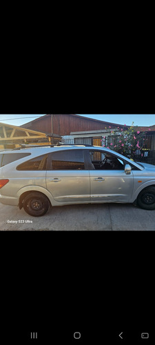 SsangYong Stavic At 4x2