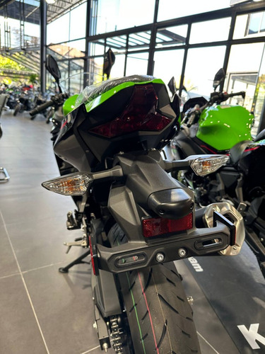 Imagen 8 de 18 de Kawasaki Ninja 400 0km Abs Bbva Tomamos Permuta
