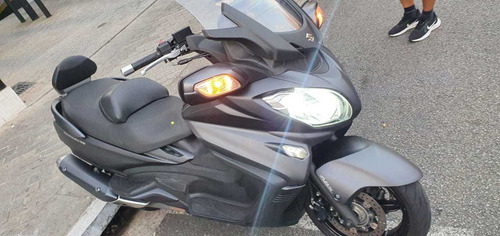Imagem 2 de 14 de Suzuki Burgman 650 Executive 2017 28.000 Kms