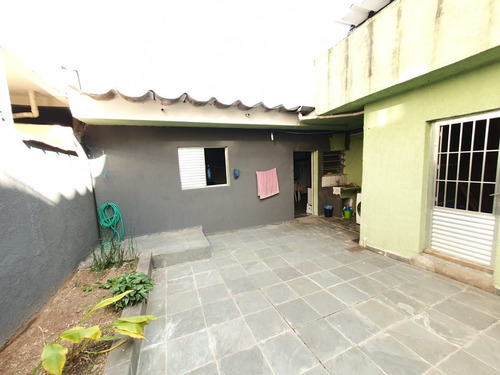 Imagem 24 de 30 de Casa Com 3 Dormitórios À Venda, 318 M² Por R$ 1.050.000 - Jardim Dos Camargos - Barueri/sp - Ca0707