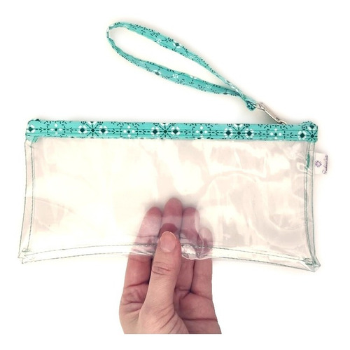 Imagem 2 de 3 de Kit Feminino Tiara Tecido Com Laço E Estojinho Transparente