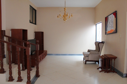 Casa C/ampl Esp 3 Re, Est, Jar, Fa Room, 4 Ga. Paseos Del Bosque, Naucalpan