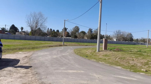 Lote A La Venta En Barrio Parque Las Casuarinas