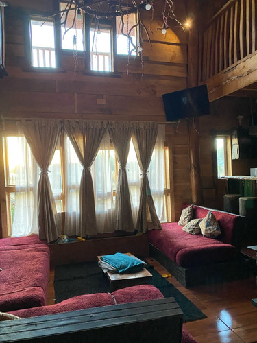 Parcela Con Casa Principal Y Casa Secundaria En 5000 Mts2