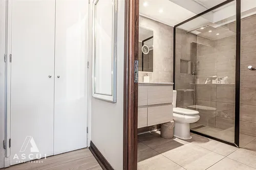 Impecable Y Recién Remodelado Departamento En Venta