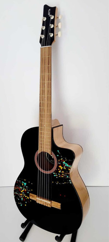 Imagen 4 de 9 de Guitarra Acústica En Cedro+ Forro+método+puá+envíosgratis