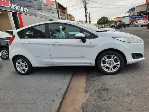Ford New Fiesta Hatch Se 1.6 16v Powershift