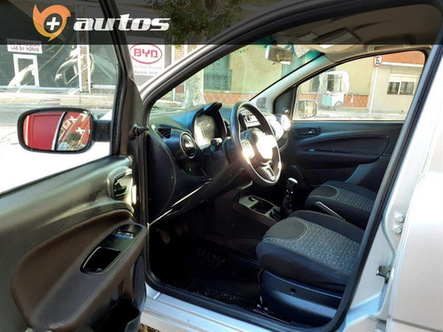 Fiat Uno Masautos 1.4 2017 Impecable!