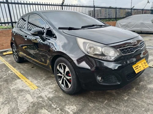 Kia Rio 1.4 Mt