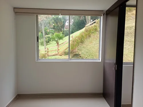 Compra Este Amplio Apartamento En Unidad Residencial Completa
