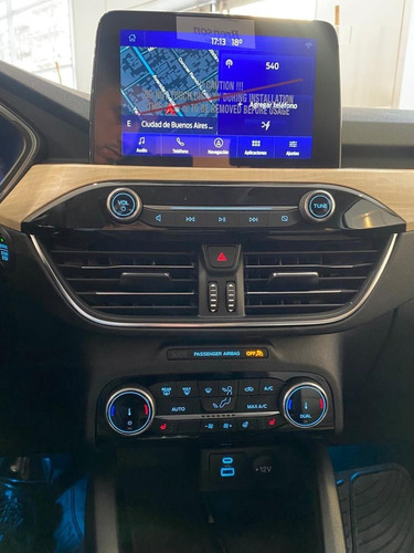 Imagen 6 de 18 de Ford Kuga Titanium Hibrida 2.5 At 4x4 2022