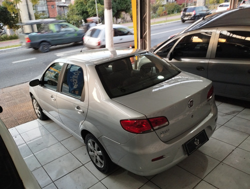 Fiat Siena 1.0 El Flex 4p