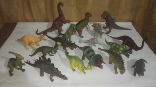 Dinosaurios De Juguete