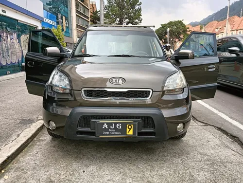 Kia Soul SOUL LX MT