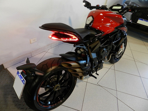 Imagen 14 de 17 de Mv Agusta Brutale 800 Dragster Rosso - 2021 - 225 Km