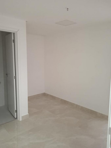 Imagem 5 de 8 de Sala Comercial Para Locação Em Volta Redonda, Vila Sta Cecília, 1 Banheiro - Al109_1-1917375