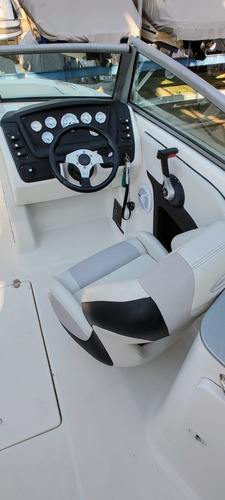 Lancha Canestrari 225 Cossover Open
