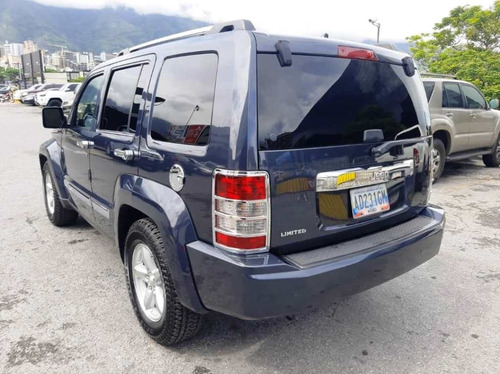 Imagen 7 de 12 de Jeep Cherokee Limited 2011 4x2 Automático