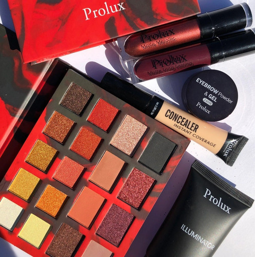 Imagen 3 de 3 de Paleta De Sombras Para Ojos Mega Magnna Prolux Original