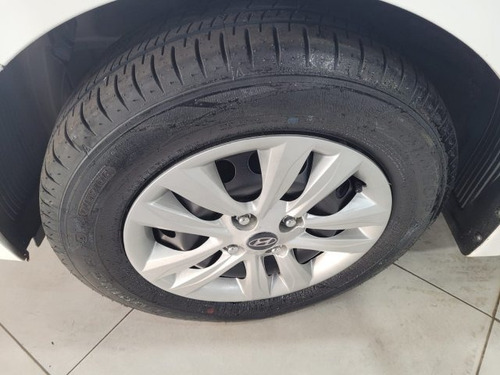 Imagem 10 de 11 de Hb20 1.0 Comfort 12v Flex 4p Manual