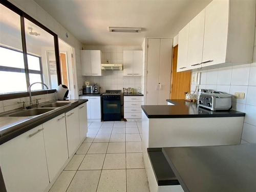 Departamento En Venta De 4 Dorm. En Las Condes