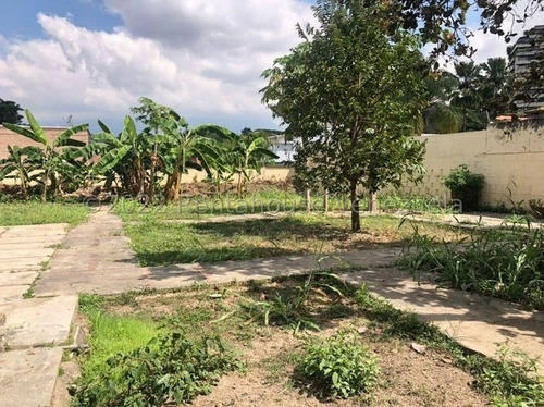 Imagen 10 de 11 de Prados Del Este Vende Casa Mls # 22-18095