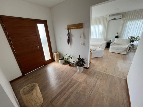 Venta Canning Barrio Cerrado La Horqueta Casa 3 Dormitorios, 2 Baños, Galería Y Parque!