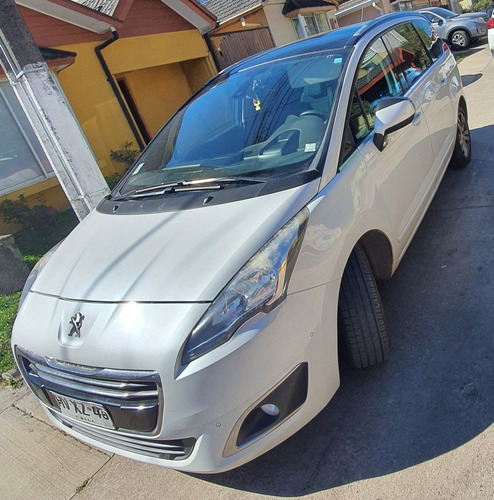 Peugeot 5008 Allure Blue Hdi 1.6